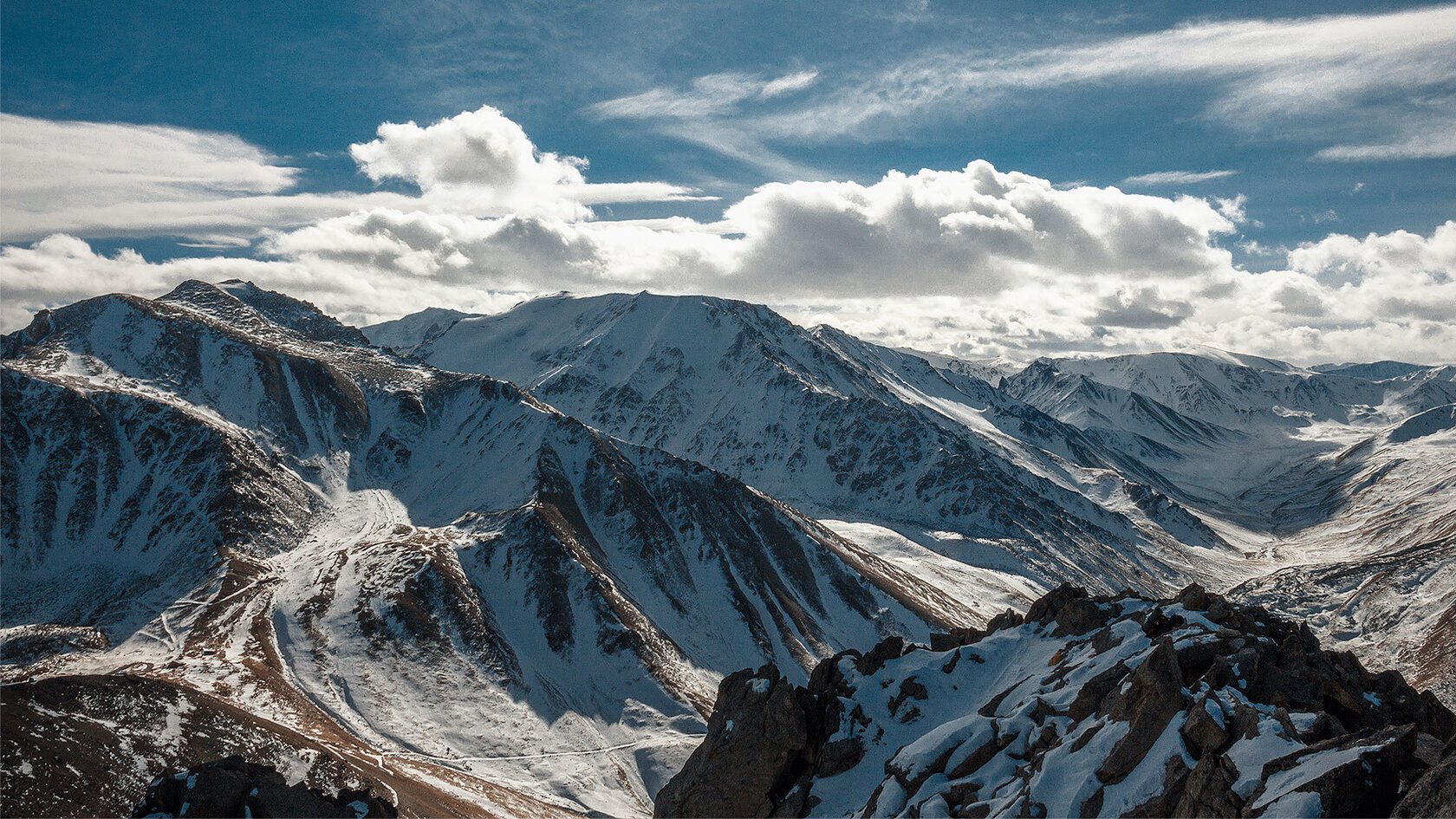 Центры и сотрудники