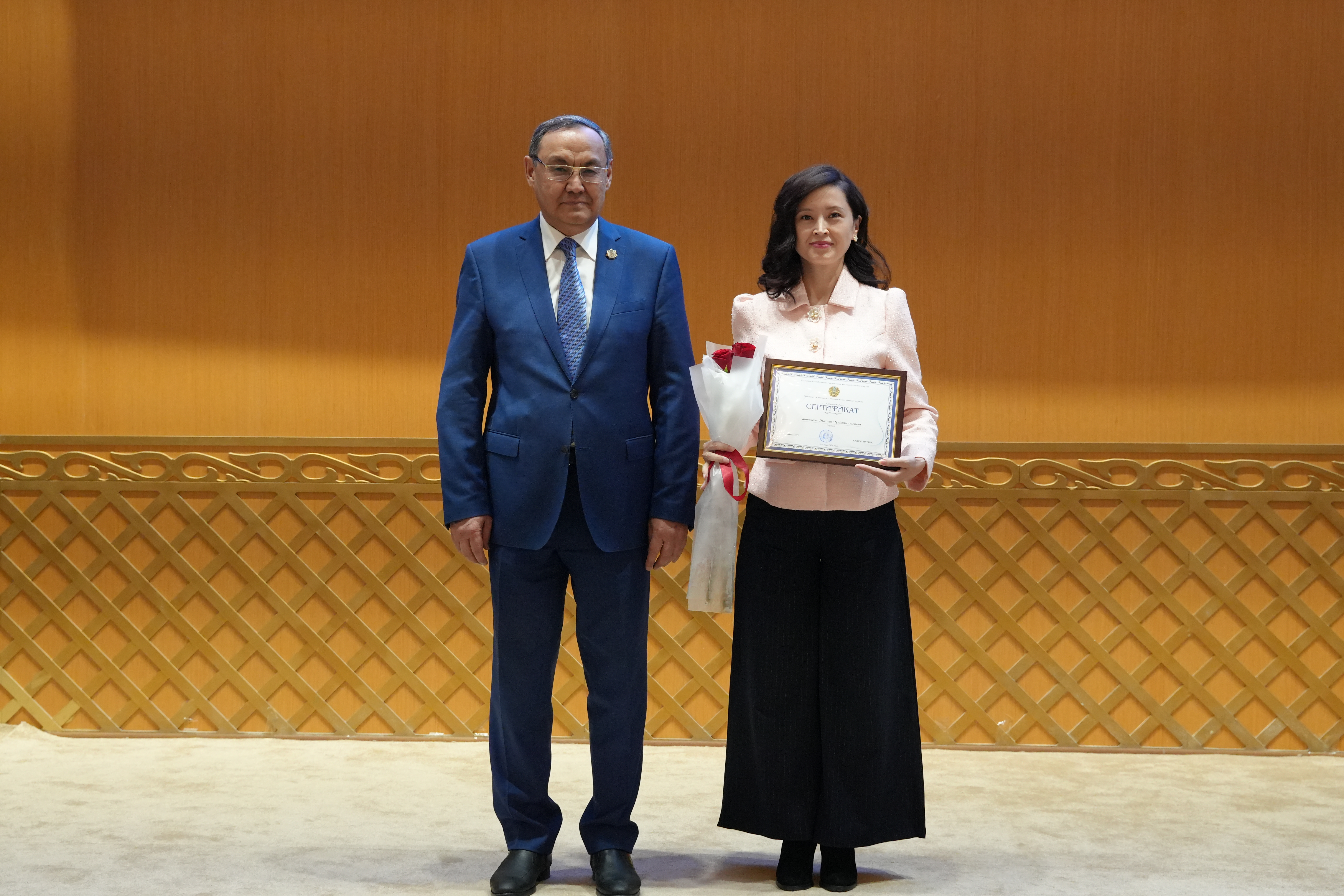 Философия, саясаттану және дінтану институты Институттың бас ғылыми қызметкері, PhD докторы, қауымдастырылған профессор Жандосова Шолпан Мүлкіманқызын талантты жас ғалымдарға арналған мемлекеттік ғылыми стипендияның тағайындалуымен құттықтайды.