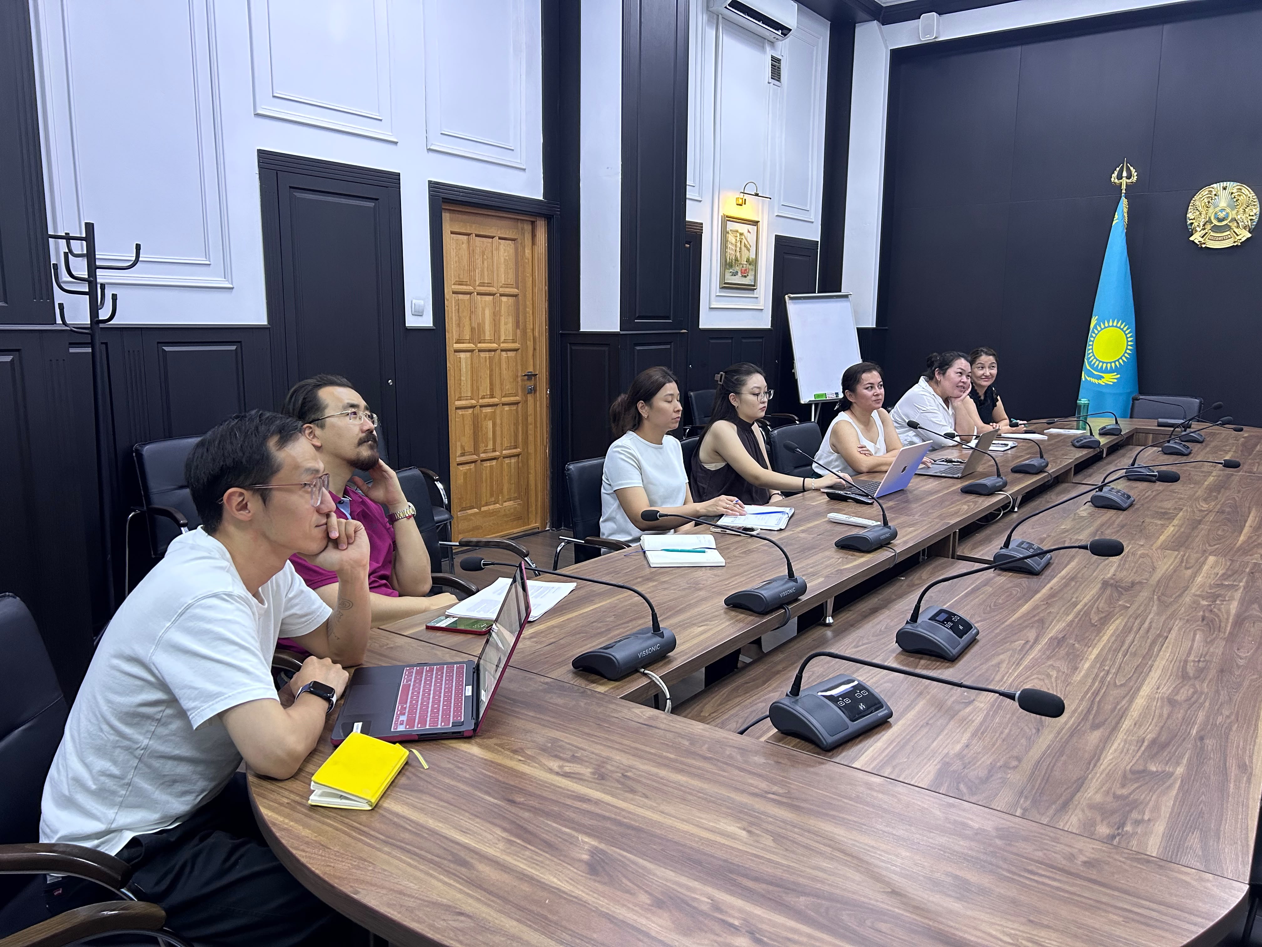 Философия, саясаттану және дінтану институтында YouScan аналитикалық платформасымен жұмыс істеуге арналған оқыту семинары өтті. 