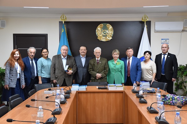 An expanded meeting of the Scientific Expert Group of the Assembly of People of Kazakhstan was held in Almaty