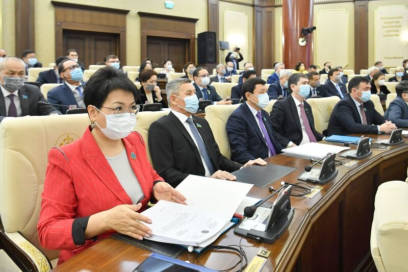 Парламент отменил Конституционный закон «О Первом Президенте Республики Казахстан – Елбасы»