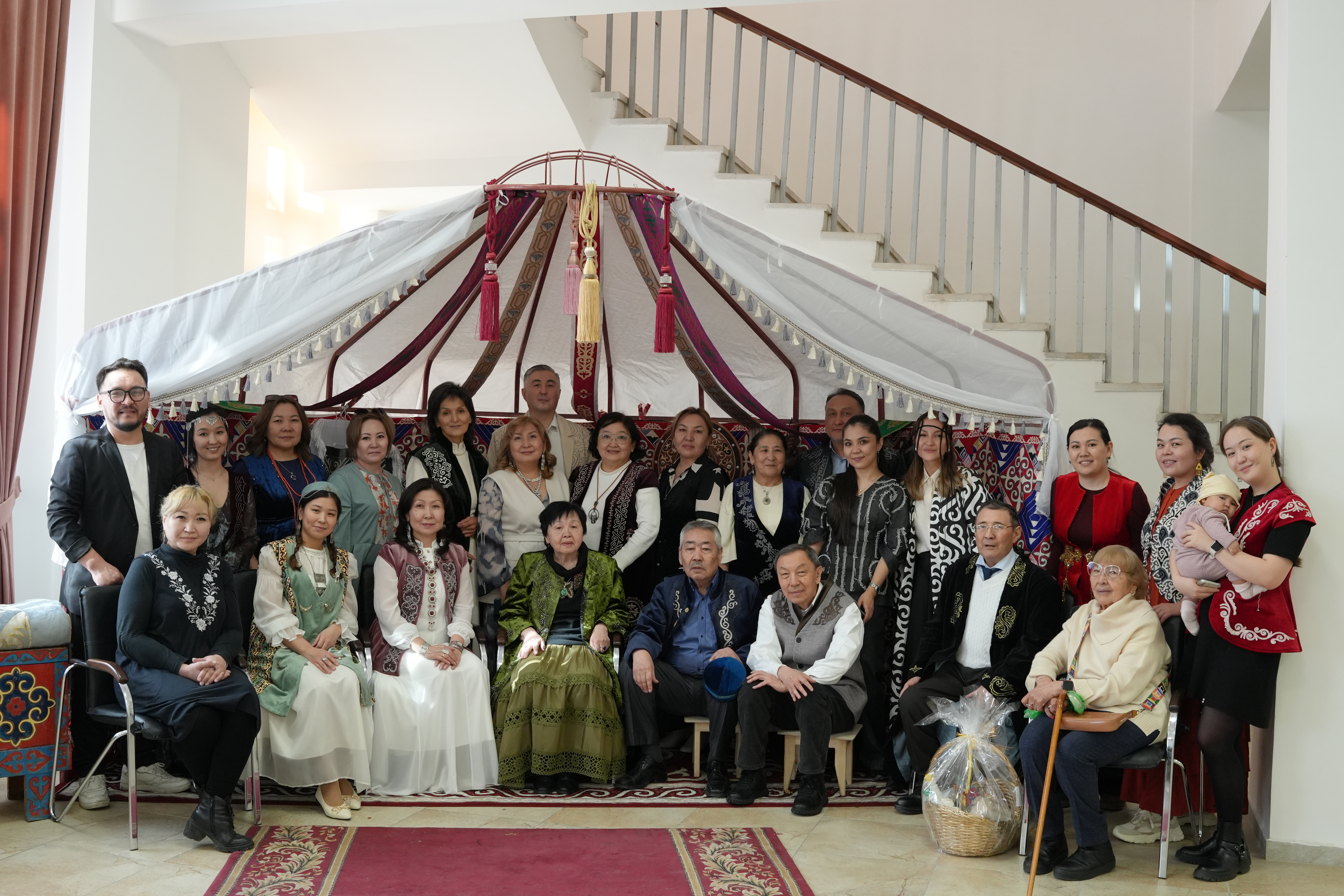 НАУРЫЗ - НАЧАЛО ОБНОВЛЕНИЯ, ВОЗРОЖДЕНИЯ, ПРОЦВЕТАНИЯ И ЕДИНСТВА