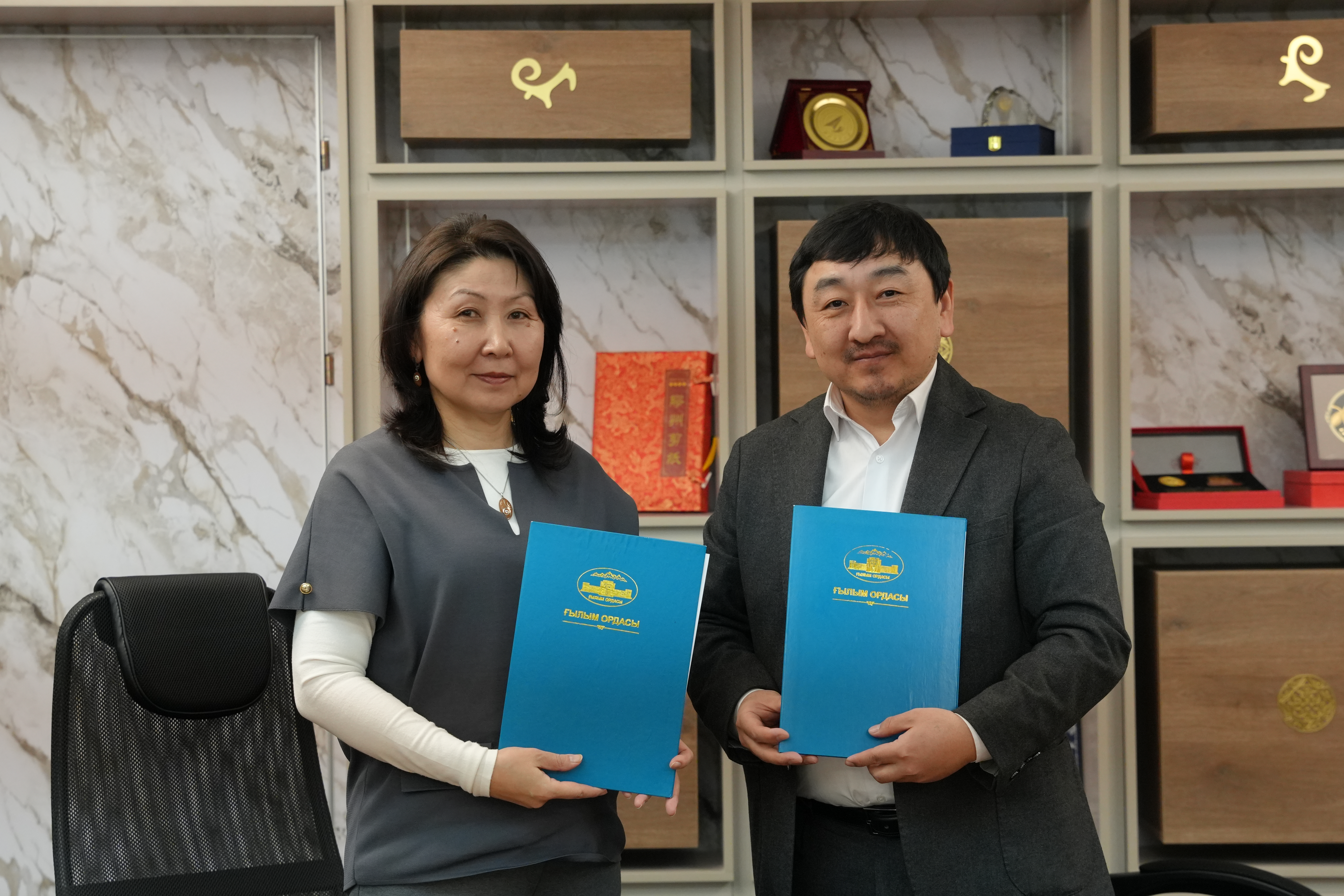 Философия, саясаттану және дінтану институты мен «Ғылым ордасы» ынтымақтастық туралы меморандумға қол қойды