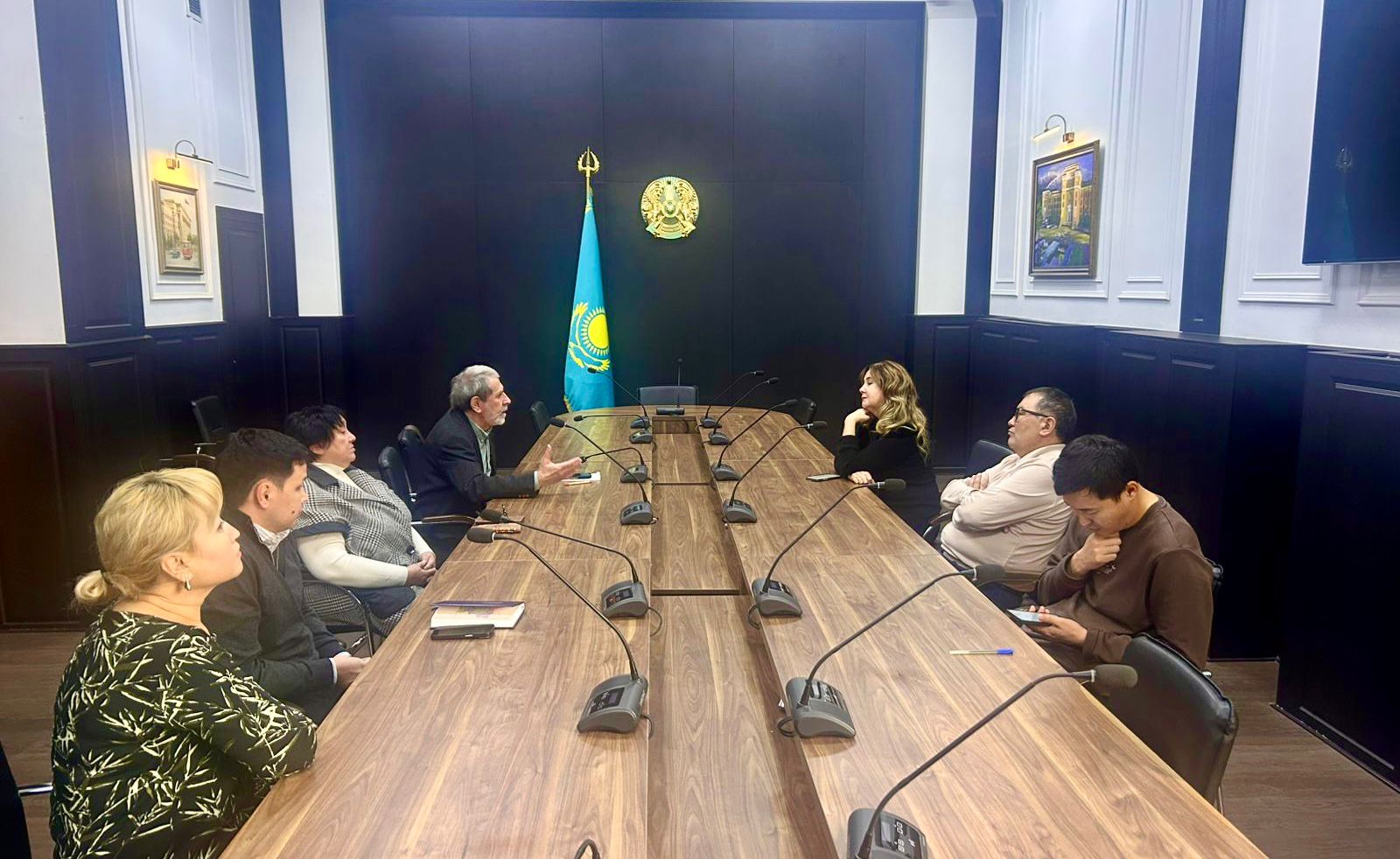 Дінтанулық зерттеулер орталығының отырысы